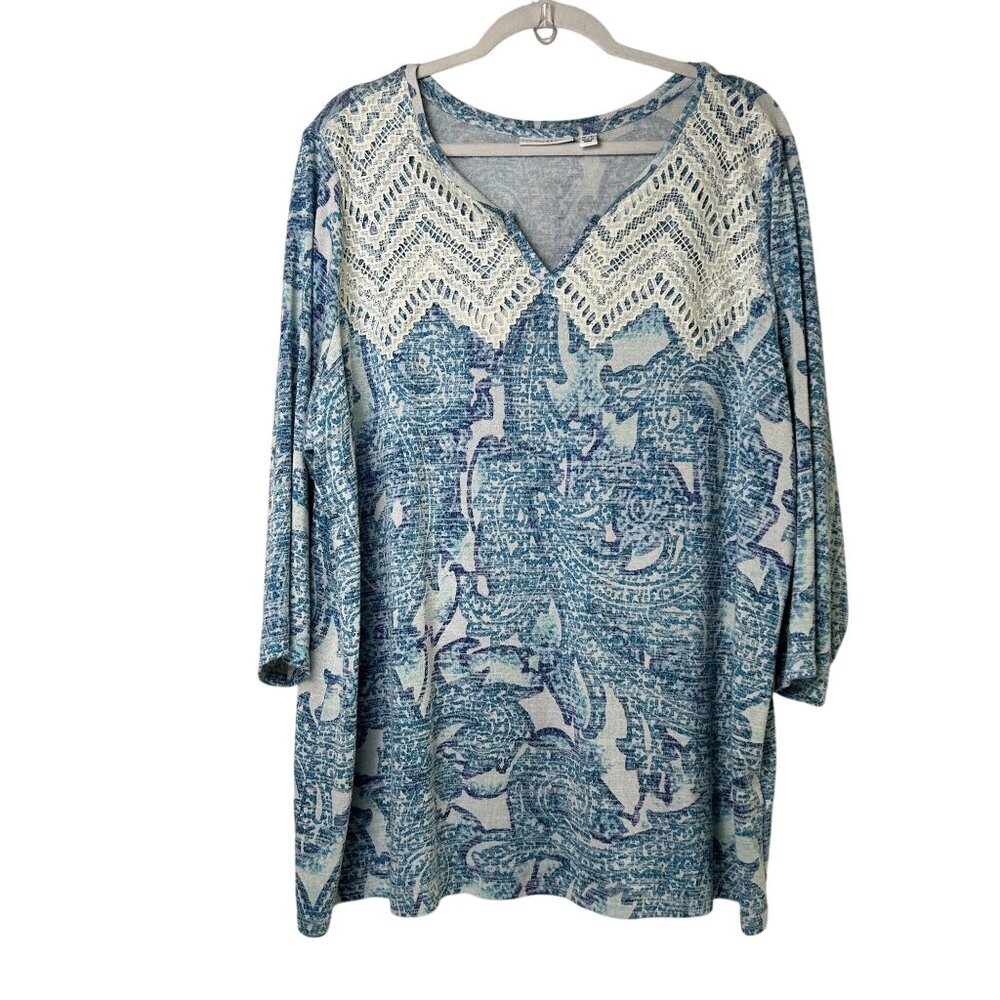 Susan Graver Sweater Knit Top Lace Trim Size‎ 2X Blue White 3/4 Sleeve A347086